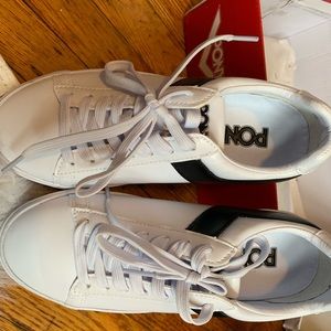 Pony black & white sneakers